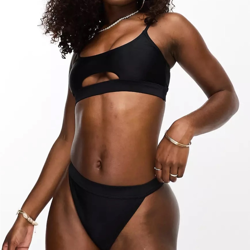 NWT South Beach XS Bikini Top